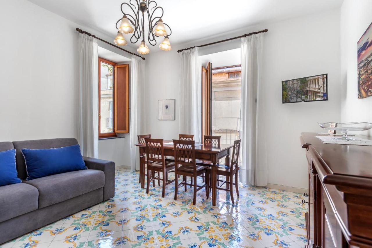 Comfy Apt 4 Sleeps Right In The Centre Sorrento Esterno foto